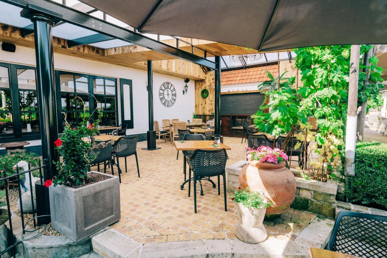 Hotel De Kalvaar Ninove Εξωτερικό φωτογραφία
