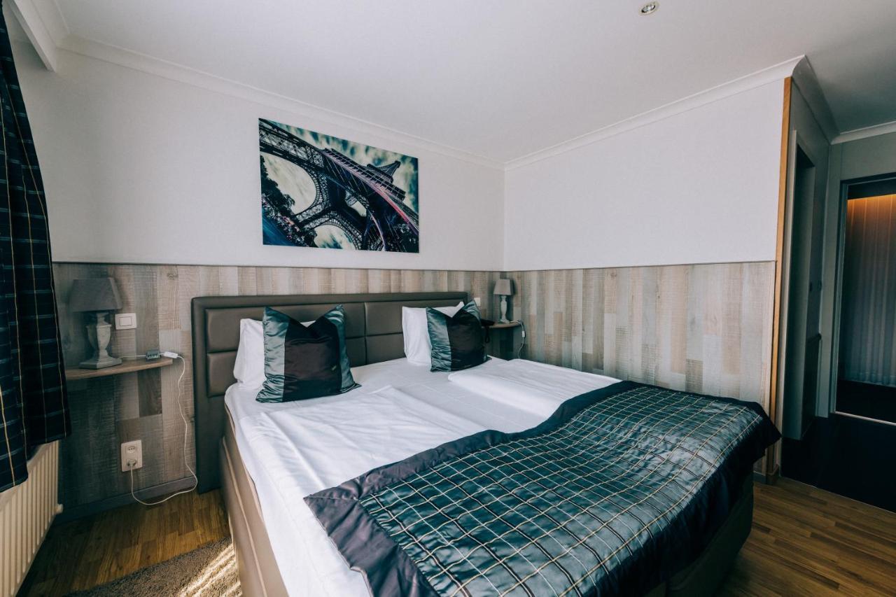 Hotel De Kalvaar Ninove Εξωτερικό φωτογραφία